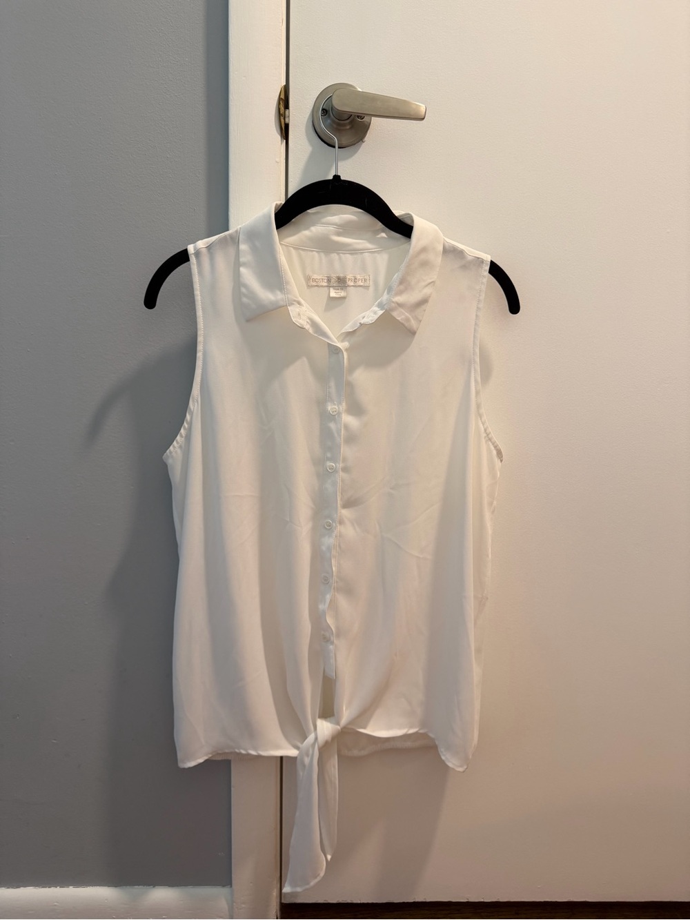 Boston Proper White Sleeveless Tie-Front Button Blouse